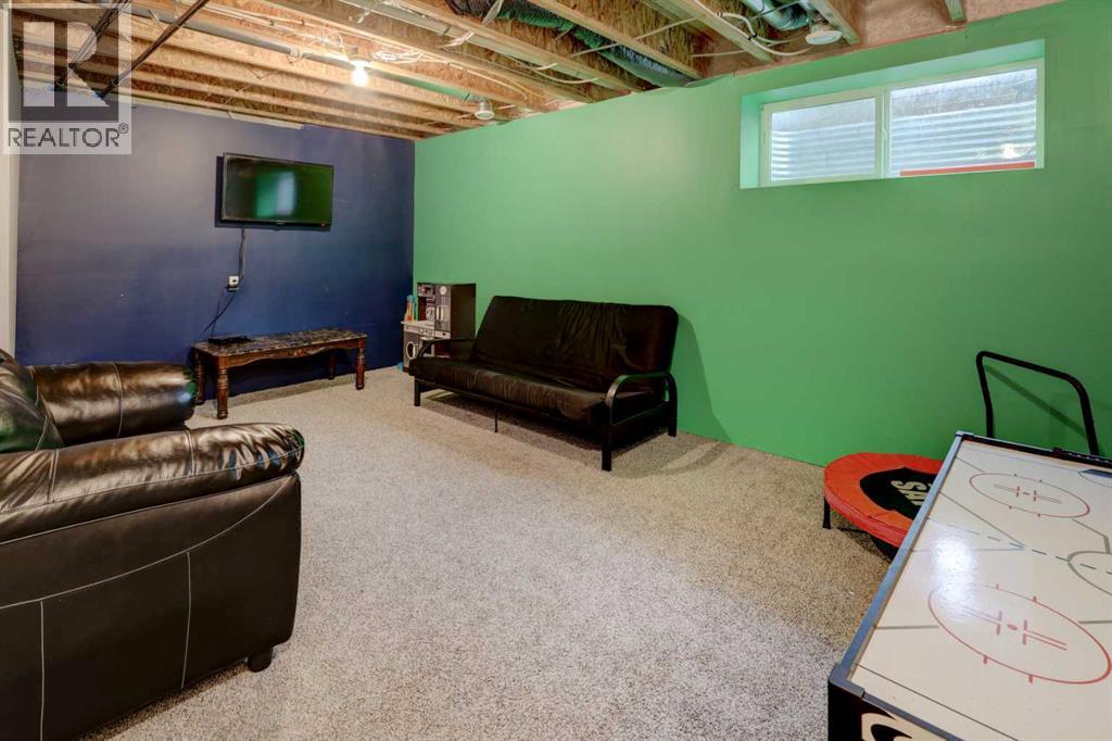 468 Hillcrest Circle Sw, Airdrie, Alberta  T4B 4B3 - Photo 25 - A2262525