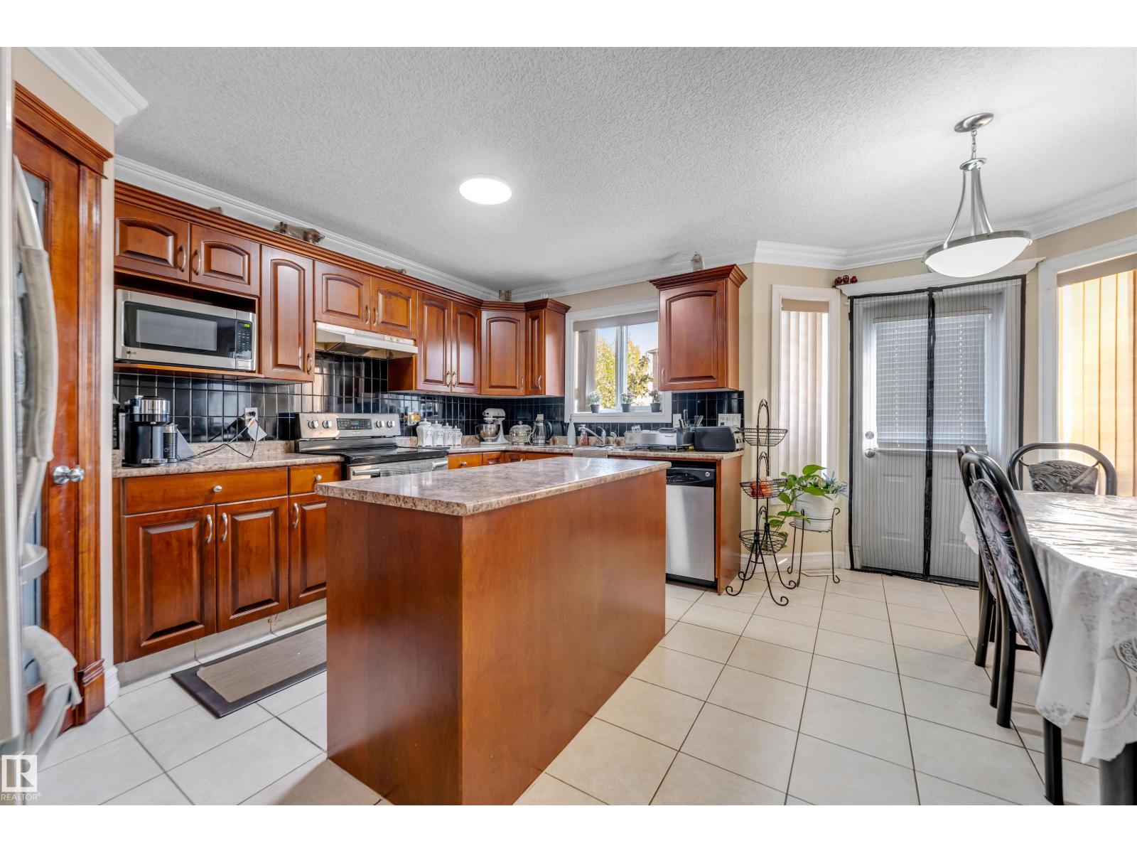 3015 24 Av Nw, Edmonton, Alberta  T6T 0G7 - Photo 21 - E4467279