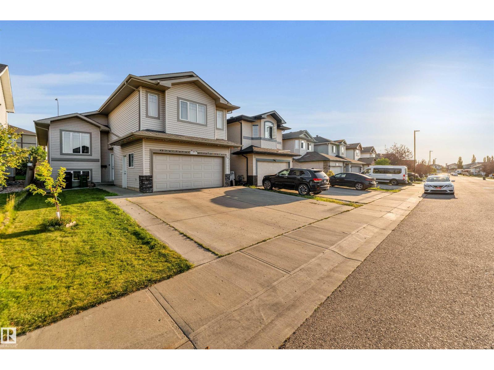 3015 24 Av Nw, Edmonton, Alberta  T6T 0G7 - Photo 4 - E4467279