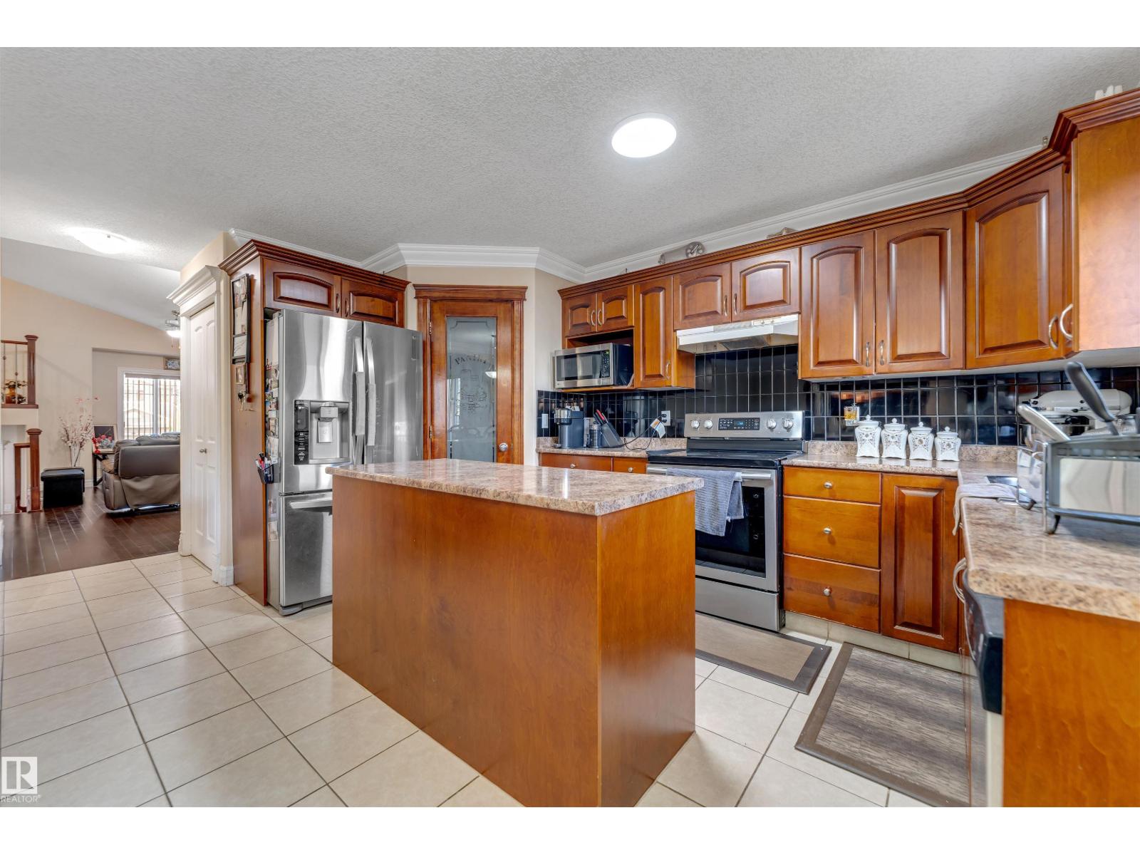 3015 24 Av Nw, Edmonton, Alberta  T6T 0G7 - Photo 61 - E4467279