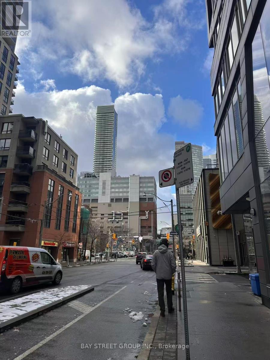 2608 - 68 Shuter Street, Toronto, Ontario  M5B 0B4 - Photo 11 - C12596030