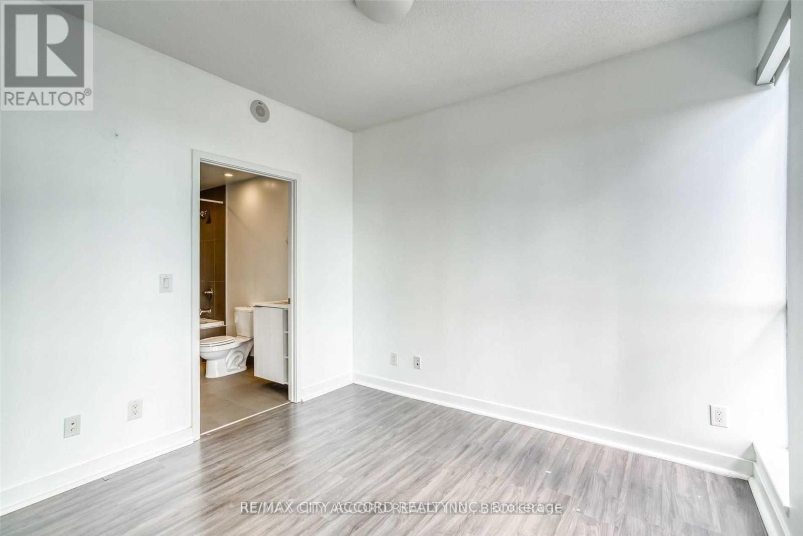 802 - 170 Sumach Street, Toronto, Ontario  M5A 3K3 - Photo 10 - C12596048