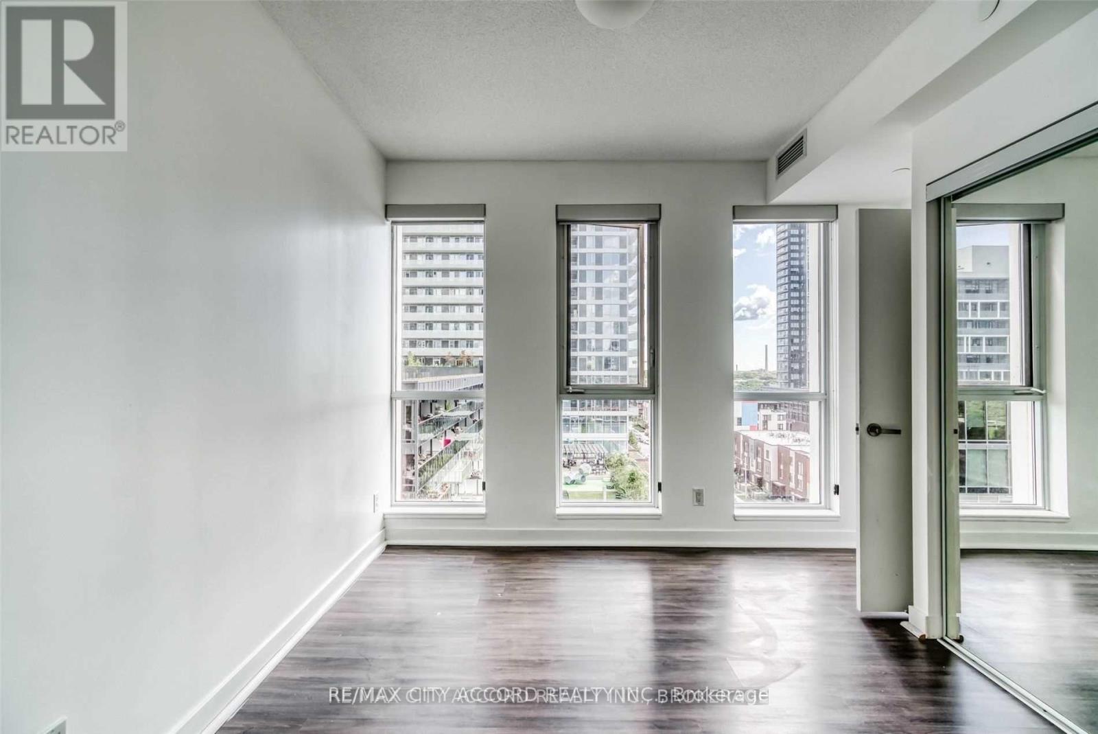 802 - 170 Sumach Street, Toronto, Ontario  M5A 3K3 - Photo 11 - C12596048