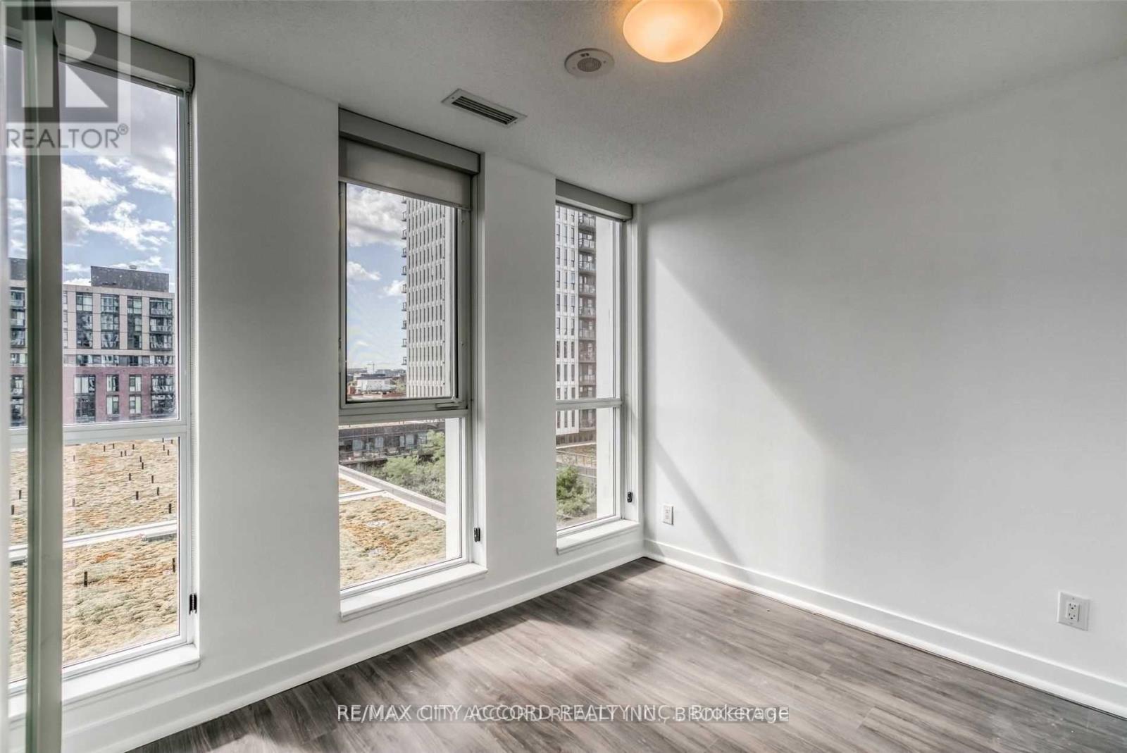 802 - 170 Sumach Street, Toronto, Ontario  M5A 3K3 - Photo 14 - C12596048