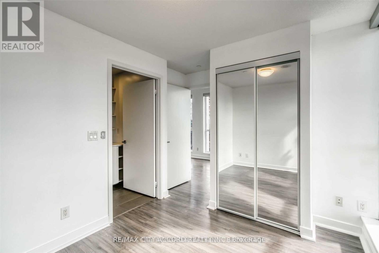 802 - 170 Sumach Street, Toronto, Ontario  M5A 3K3 - Photo 15 - C12596048