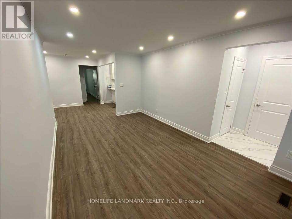 80 Pinemore Crescent, Toronto, Ontario M3A 1W6 - Photo 2 - C12553666