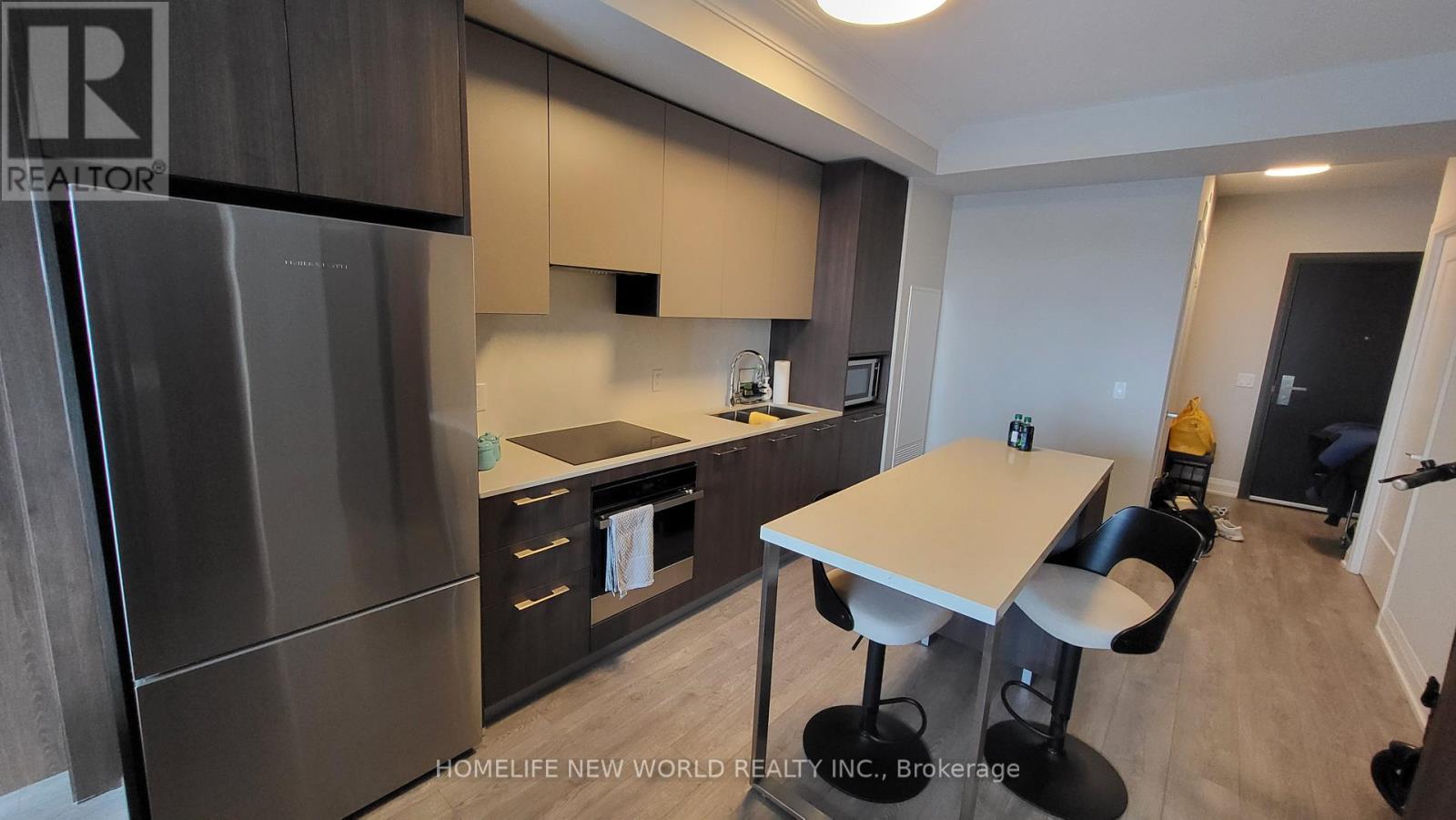 3306 - 8 Water Walk Drive, Markham, Ontario  L3R 6L4 - Photo 7 - N12535524