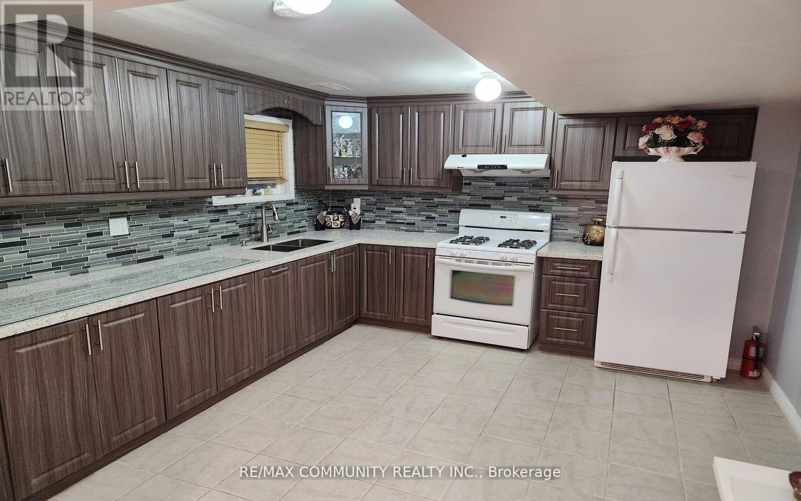 Bsmt - 3 Bobcat Terrace, Toronto, Ontario  M1B 6G5 - Photo 19 - E12596004