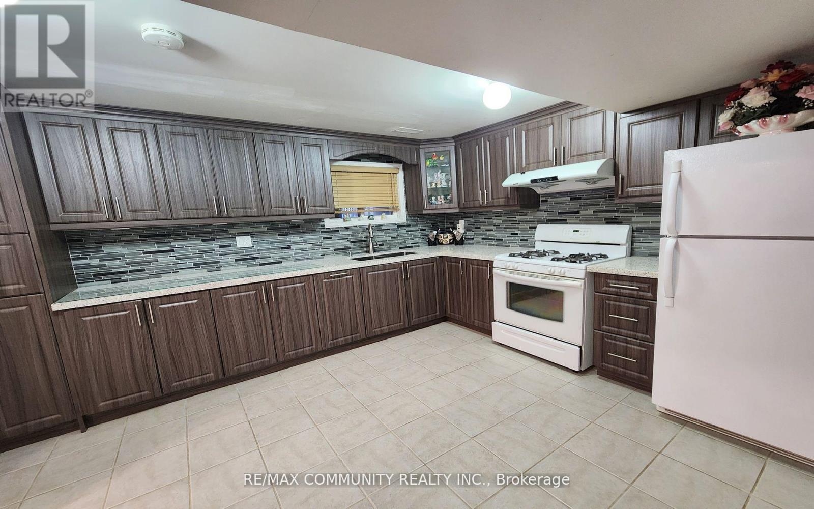 Bsmt - 3 Bobcat Terrace, Toronto, Ontario  M1B 6G5 - Photo 21 - E12596004