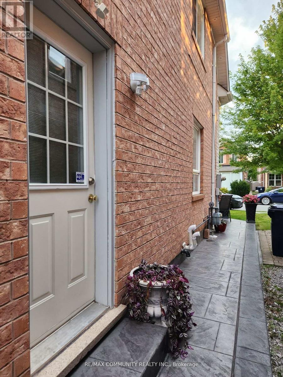 Bsmt - 3 Bobcat Terrace, Toronto, Ontario  M1B 6G5 - Photo 8 - E12596004