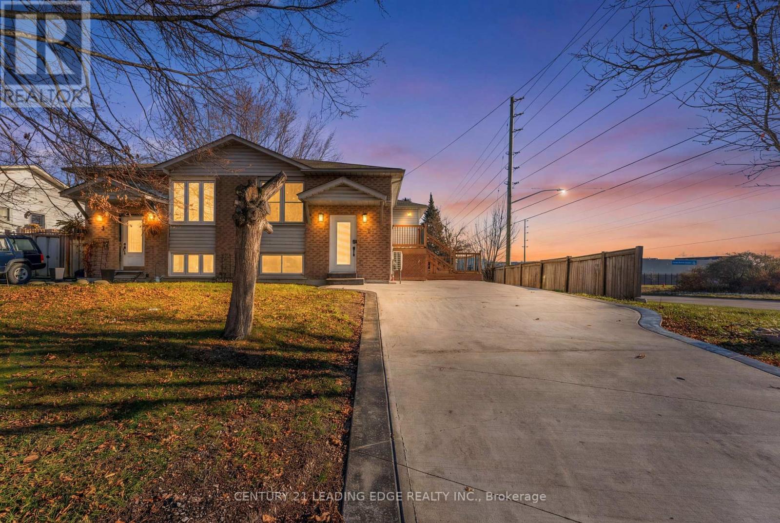 1 Lockhart Gate, Clarington, Ontario  L1C 4K9 - Photo 4 - E12596010