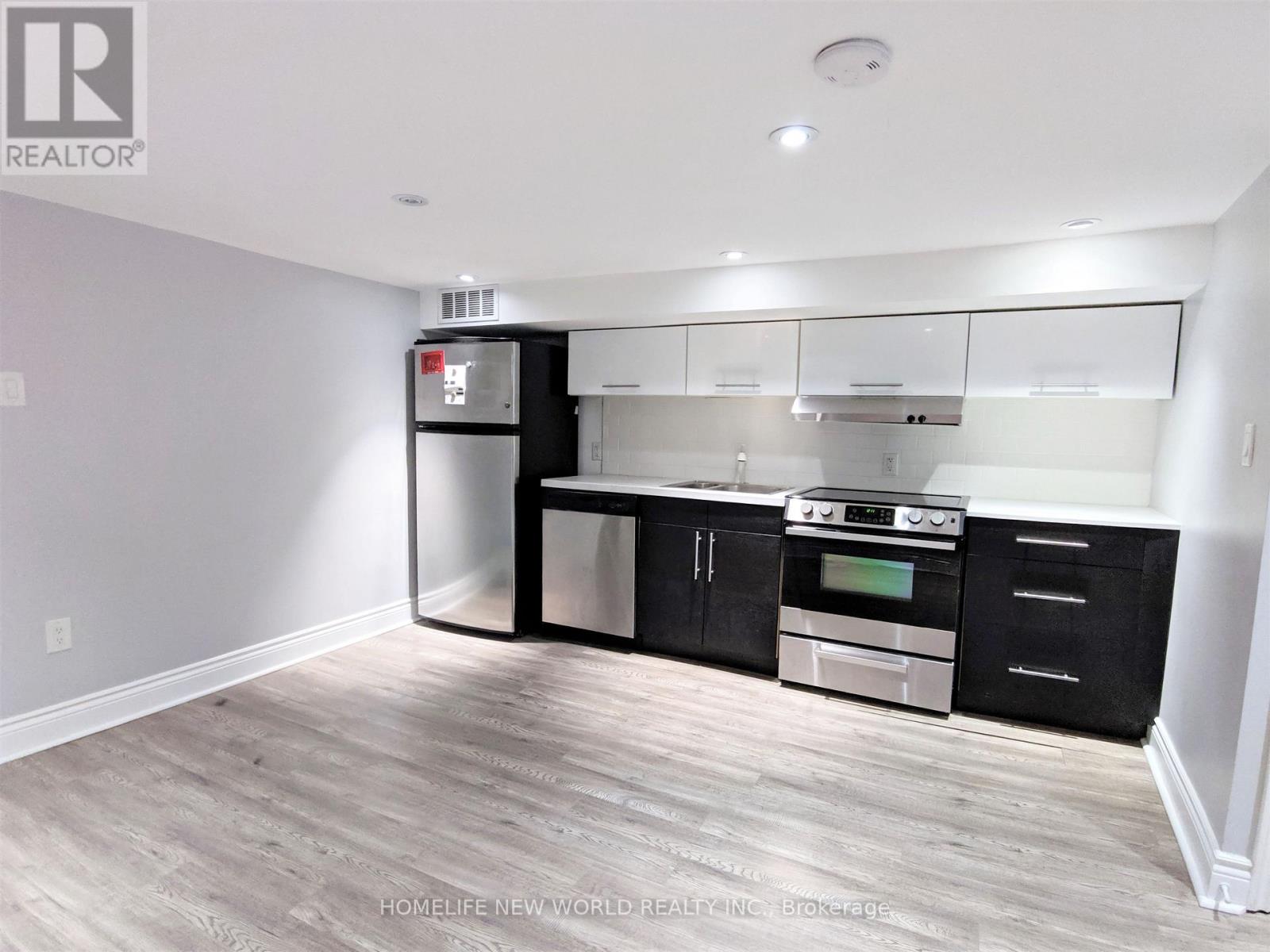 Bsmt - 252 Greenwood Avenue, Toronto, Ontario M4L 2R3 - Photo 2 - E12596072