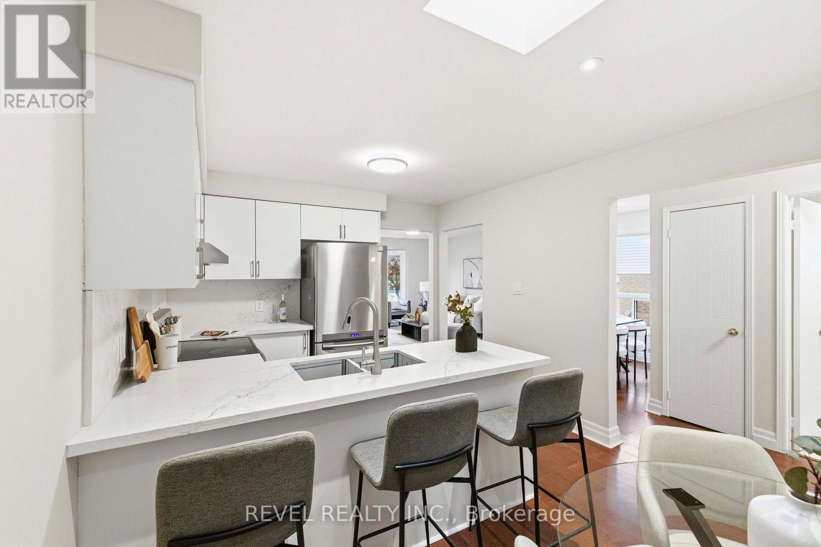 Main - 1036 Attersley Drive, Oshawa, Ontario  L1K 2G9 - Photo 9 - E12596082