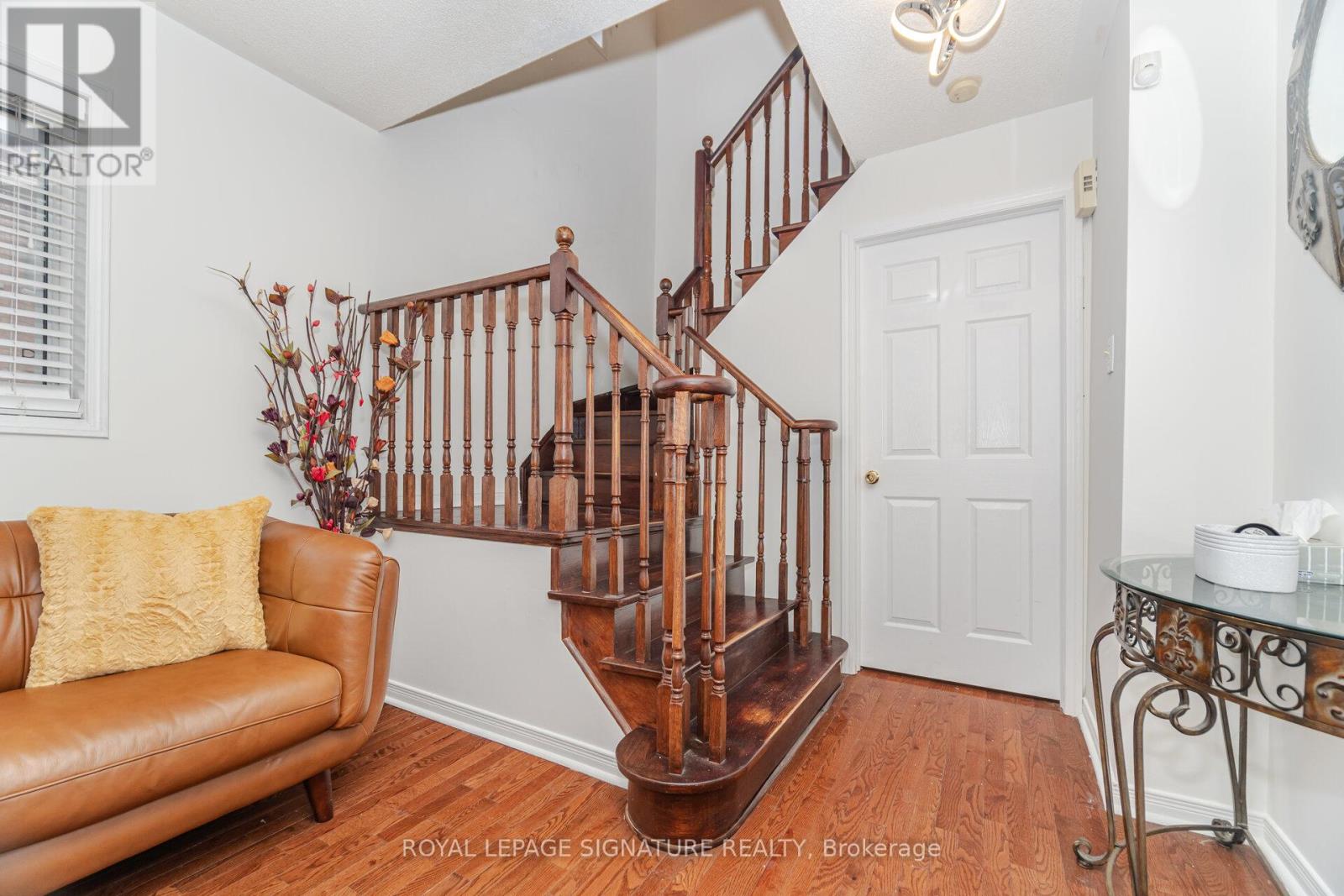 184 Lindenshire Avenue, Vaughan, Ontario  L6A 2X4 - Photo 21 - N12596022