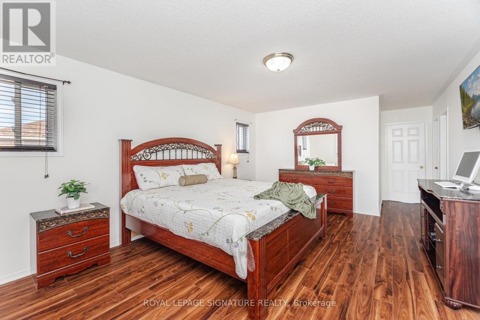 184 Lindenshire Avenue, Vaughan, Ontario  L6A 2X4 - Photo 24 - N12596022