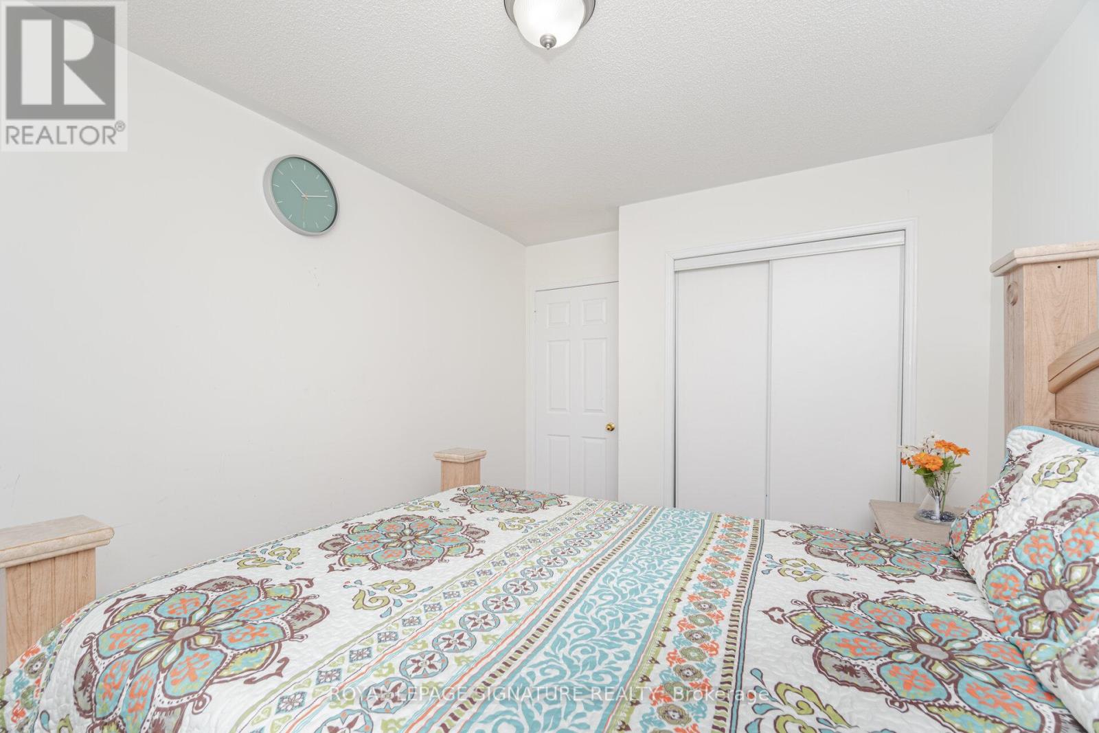 184 Lindenshire Avenue, Vaughan, Ontario  L6A 2X4 - Photo 29 - N12596022