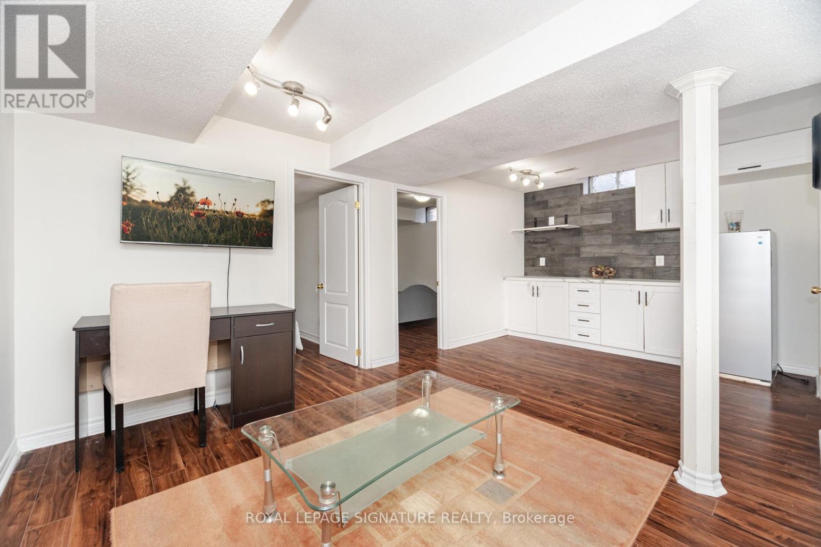 184 Lindenshire Avenue, Vaughan, Ontario  L6A 2X4 - Photo 41 - N12596022