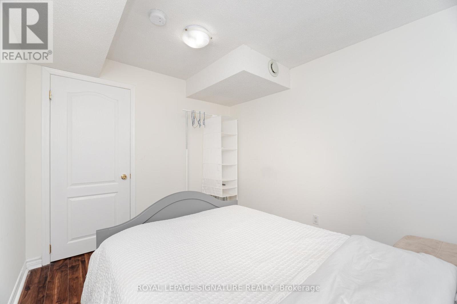 184 Lindenshire Avenue, Vaughan, Ontario  L6A 2X4 - Photo 43 - N12596022