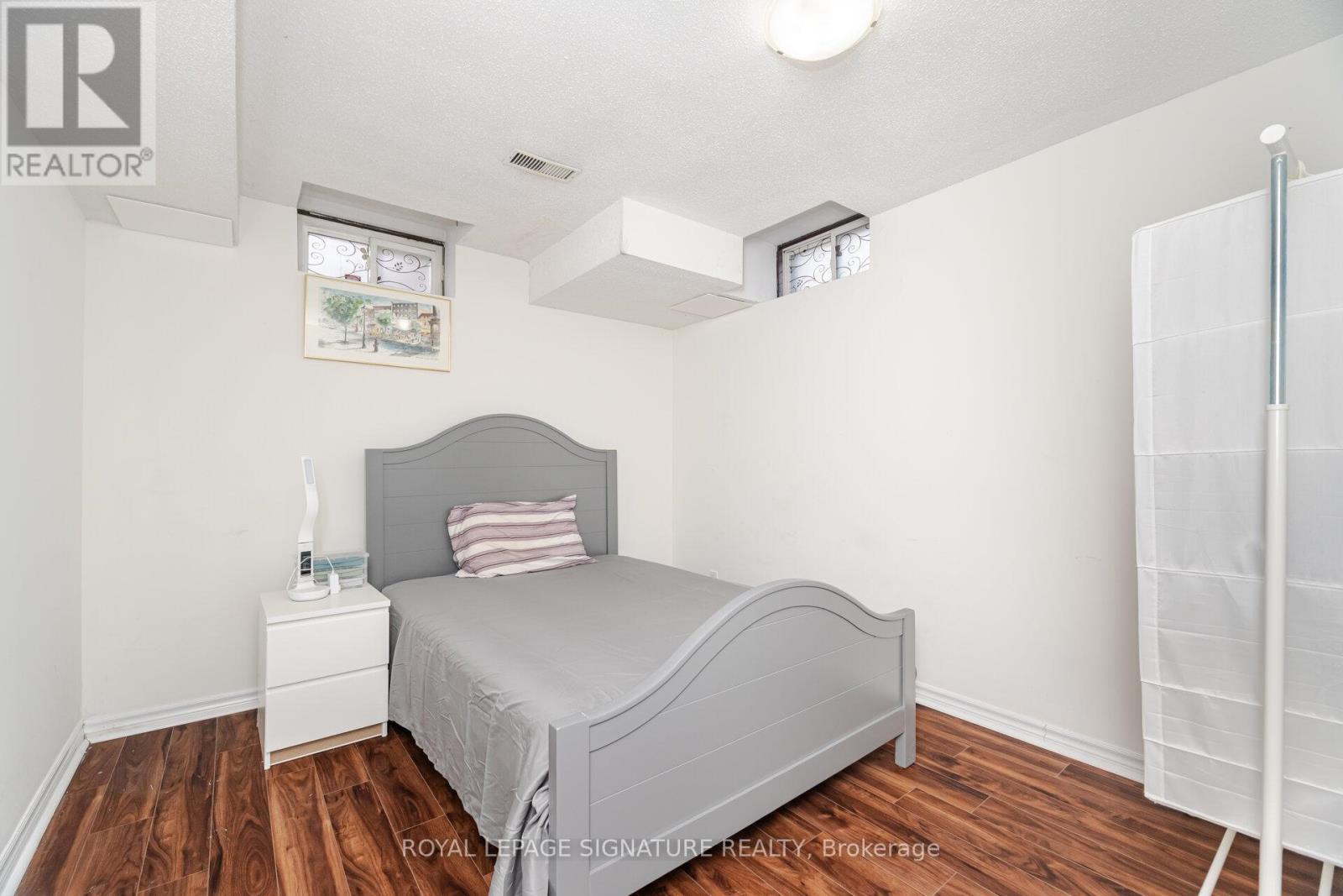 184 Lindenshire Avenue, Vaughan, Ontario  L6A 2X4 - Photo 44 - N12596022