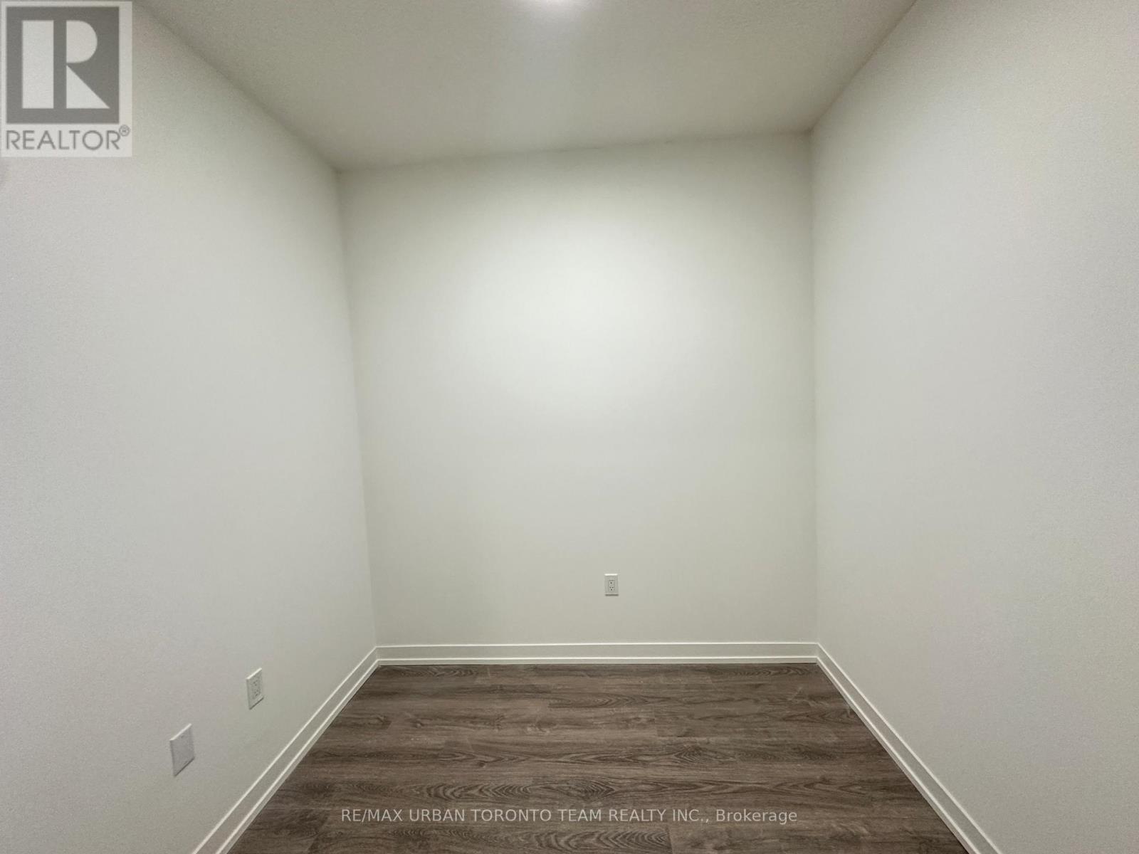 3815 - 8 Interchange Way, Vaughan, Ontario  L4K 5Z7 - Photo 10 - N12596036