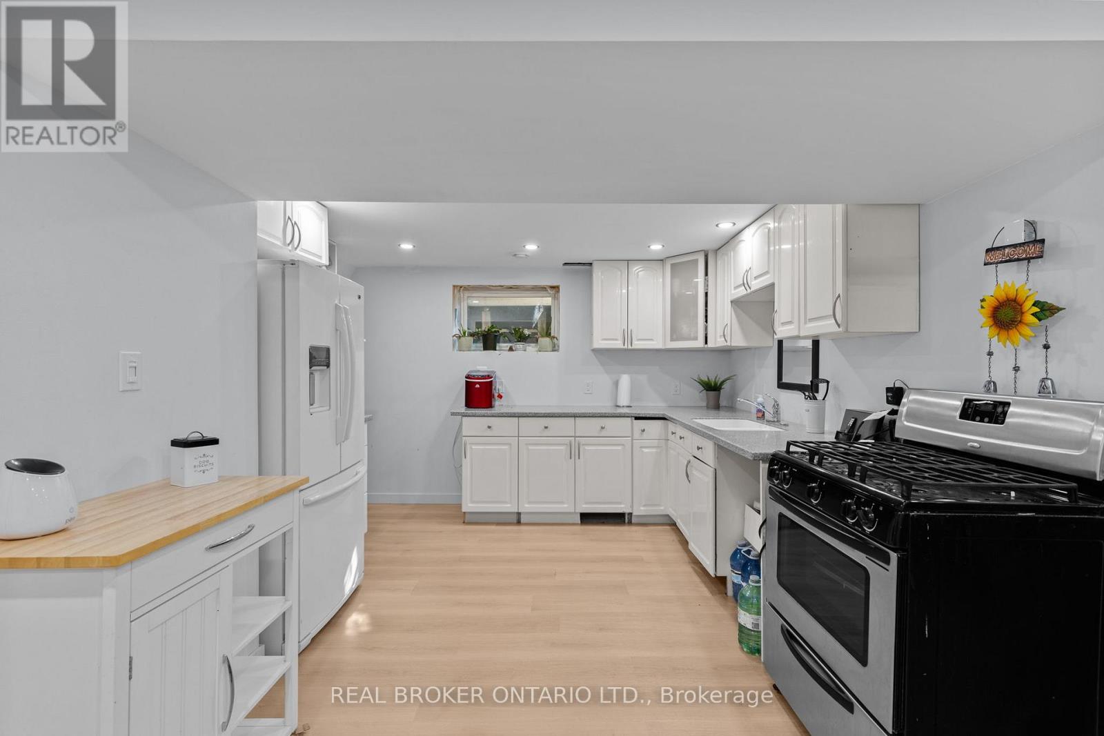 12 Olive Drive, Oro-Medonte (Prices Corners), Ontario  L3V 6H2 - Photo 17 - S12596088