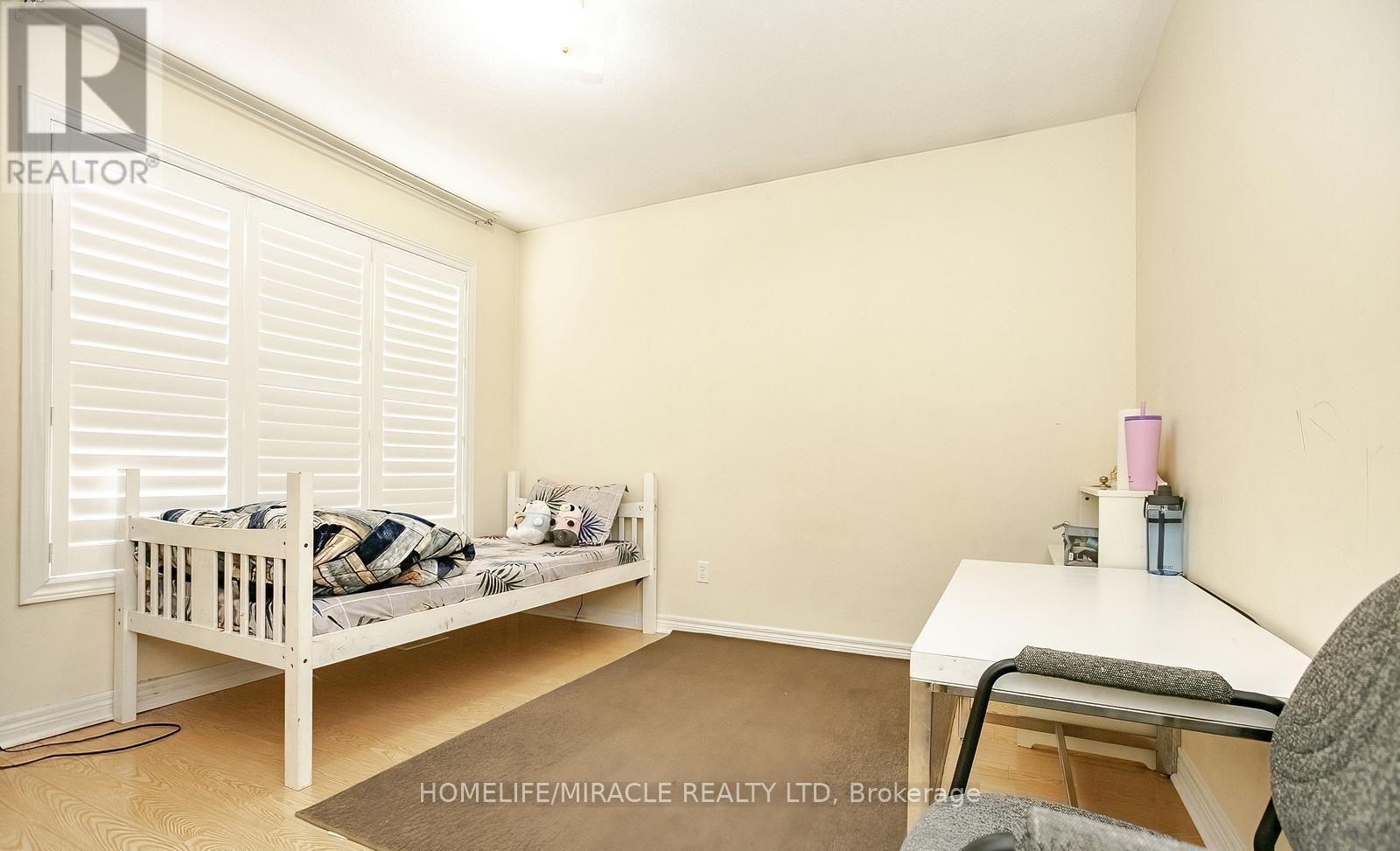 20 Oblate Crescent, Brampton, Ontario L6Y 0K2 - Photo 34 - W12596028