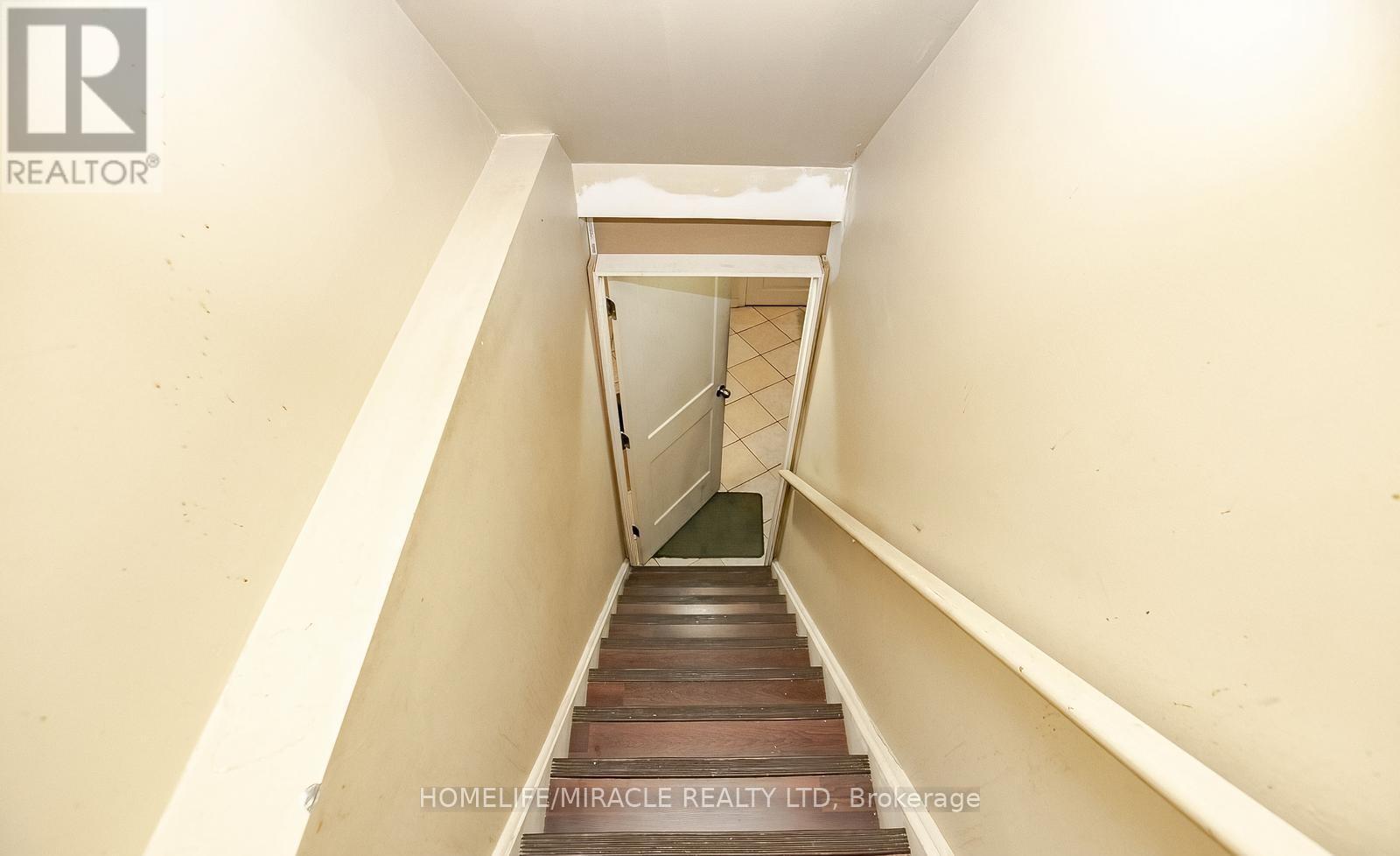 20 Oblate Crescent, Brampton, Ontario L6Y 0K2 - Photo 38 - W12596028