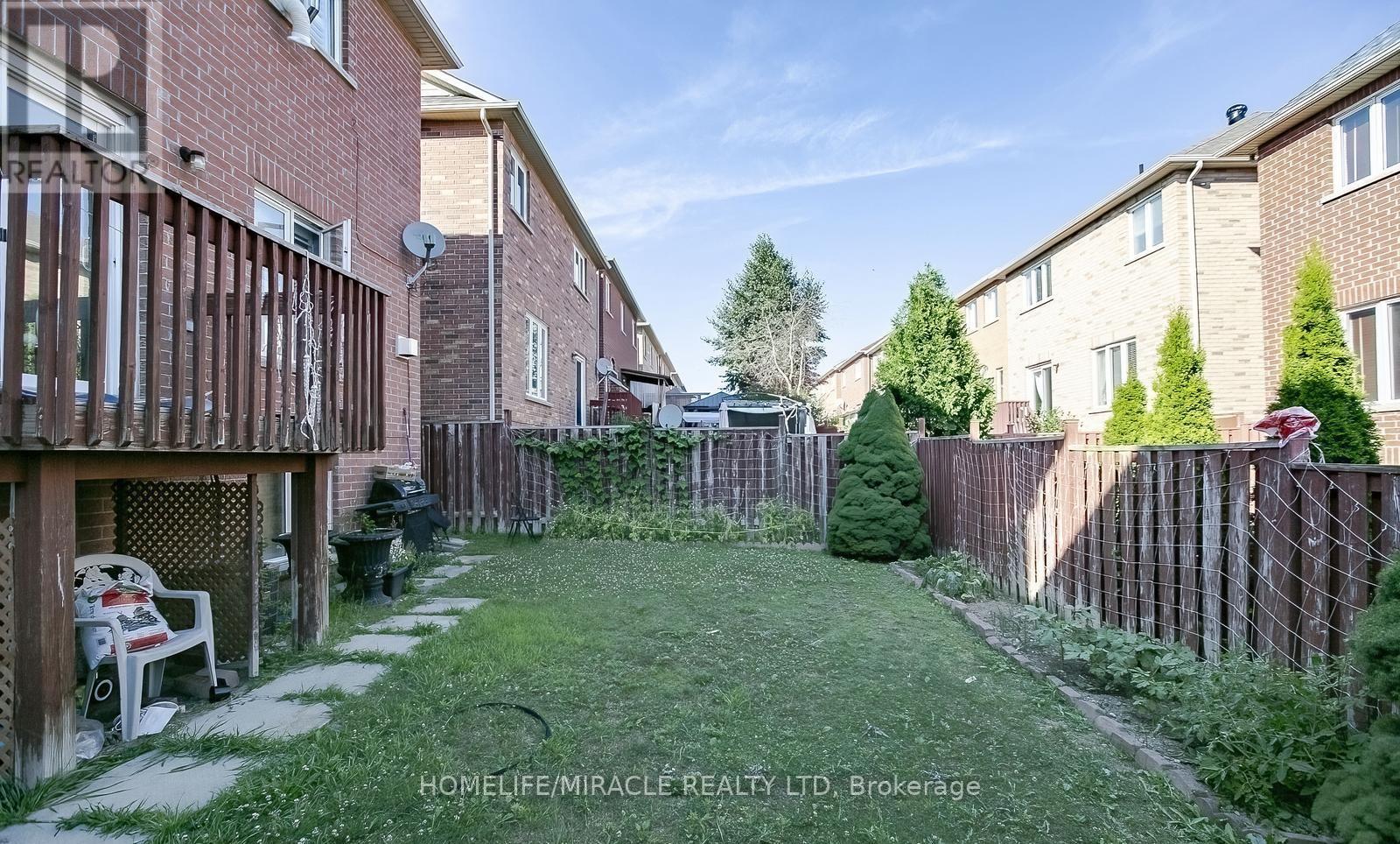 20 Oblate Crescent, Brampton, Ontario L6Y 0K2 - Photo 48 - W12596028