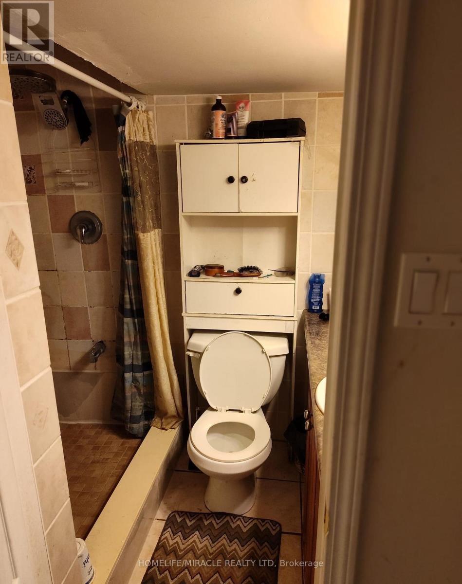 20 Oblate Crescent, Brampton, Ontario L6Y 0K2 - Photo 50 - W12596028