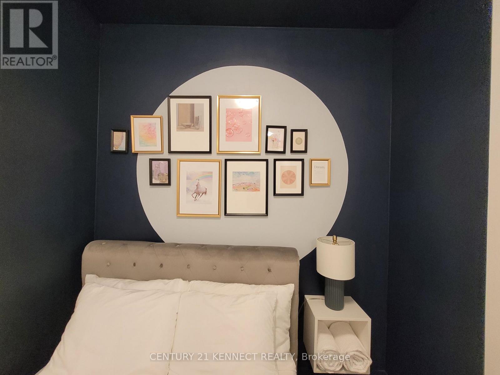 Th2 - 60 George Butchart Drive, Toronto, Ontario  M3K 0E1 - Photo 19 - W12596046