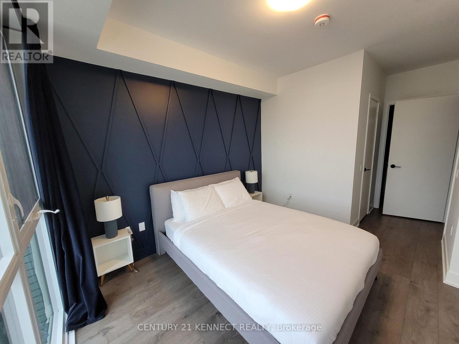 Th2 - 60 George Butchart Drive, Toronto, Ontario  M3K 0E1 - Photo 21 - W12596046