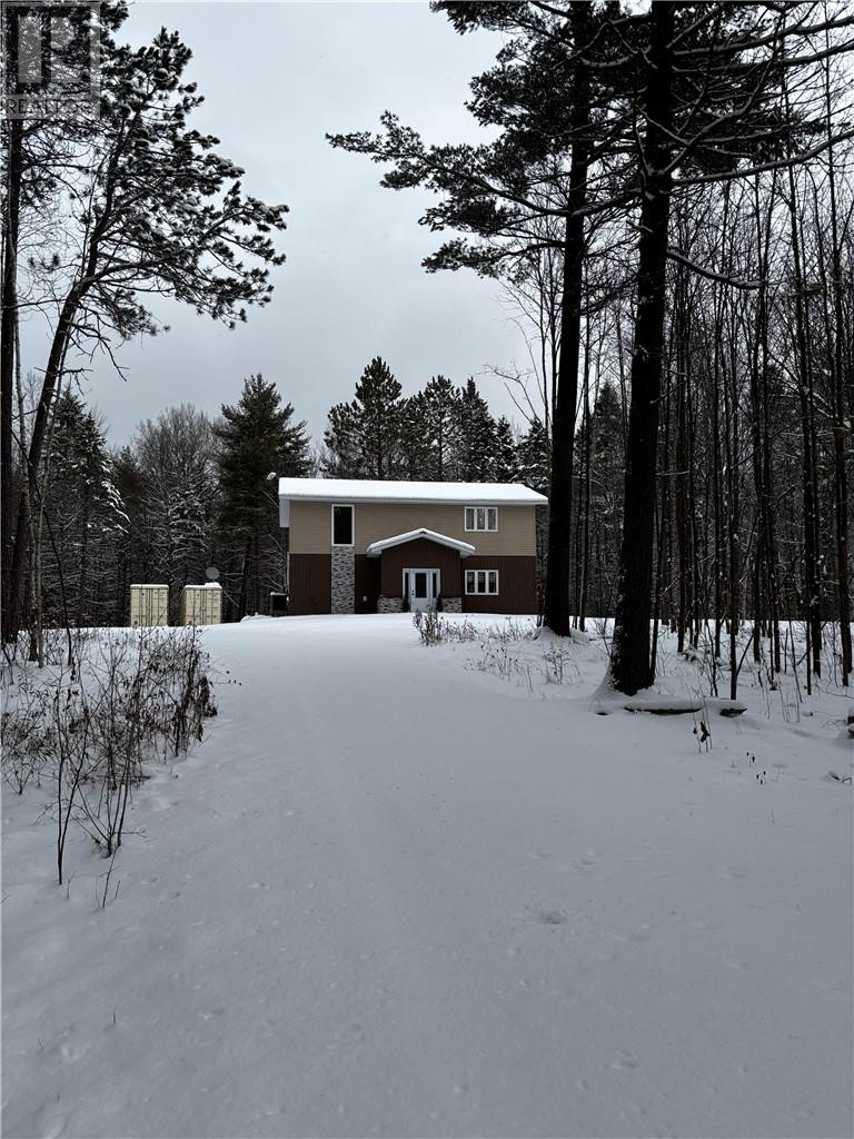 264 Lakeview Drive, Alban, Ontario  P0M 1A0 - Photo 3 - 2124705