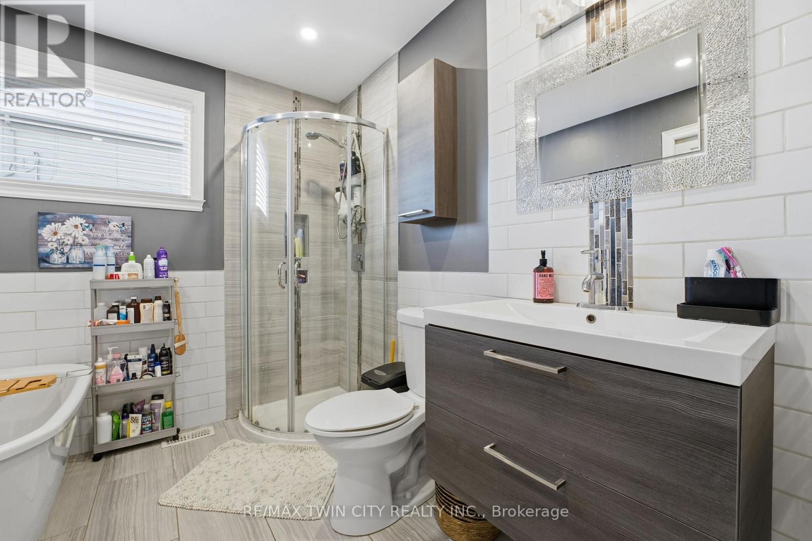 128 Schlueter Street, Cambridge, Ontario  N3H 4B3 - Photo 12 - X12596008