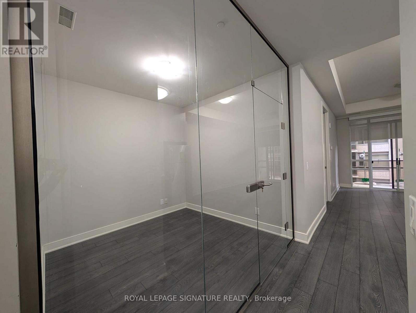 614 - 150 Main Street W, Hamilton, Ontario  L8P 1H8 - Photo 6 - X12596014