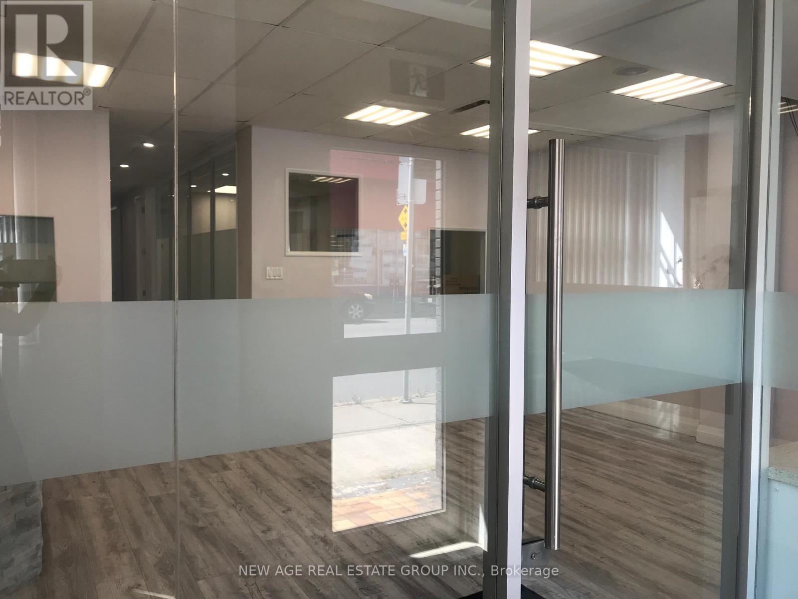 Off#4 - 279 Kenilworth Avenue N, Hamilton, Ontario L8H 2W1 - Photo 4 - X12596042