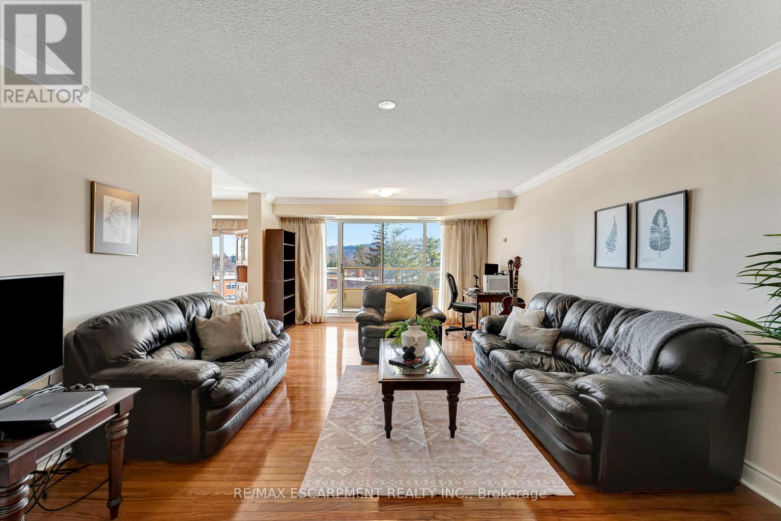 506 - 1770 Main Street W, Hamilton, Ontario L8S 1H1 - Photo 8 - X12596070