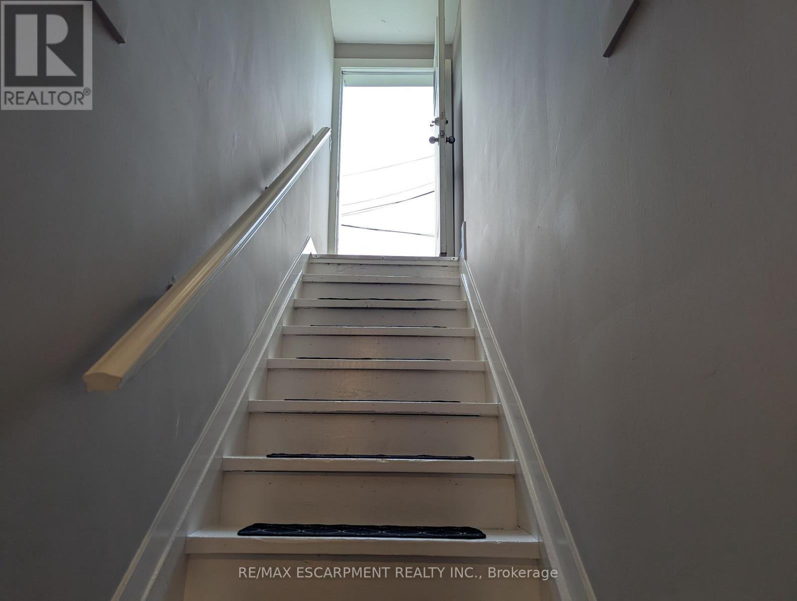 5 - Rm1 - 63 Pelham Road, St. Catharines, Ontario  L2S 1R6 - Photo 8 - X12596086