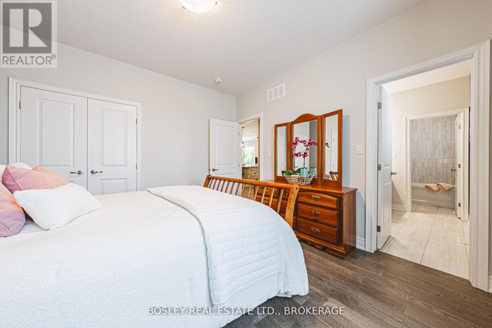 10 - 2848 King Street, Lincoln (Lincoln-Jordan/vineland), Ontario  L0R 1S0 - Photo 35 - X12596116