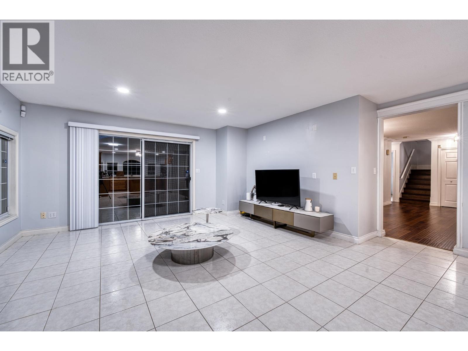 5660 Stefanko Place, Richmond, British Columbia  V7E 5G2 - Photo 7 - R3071688