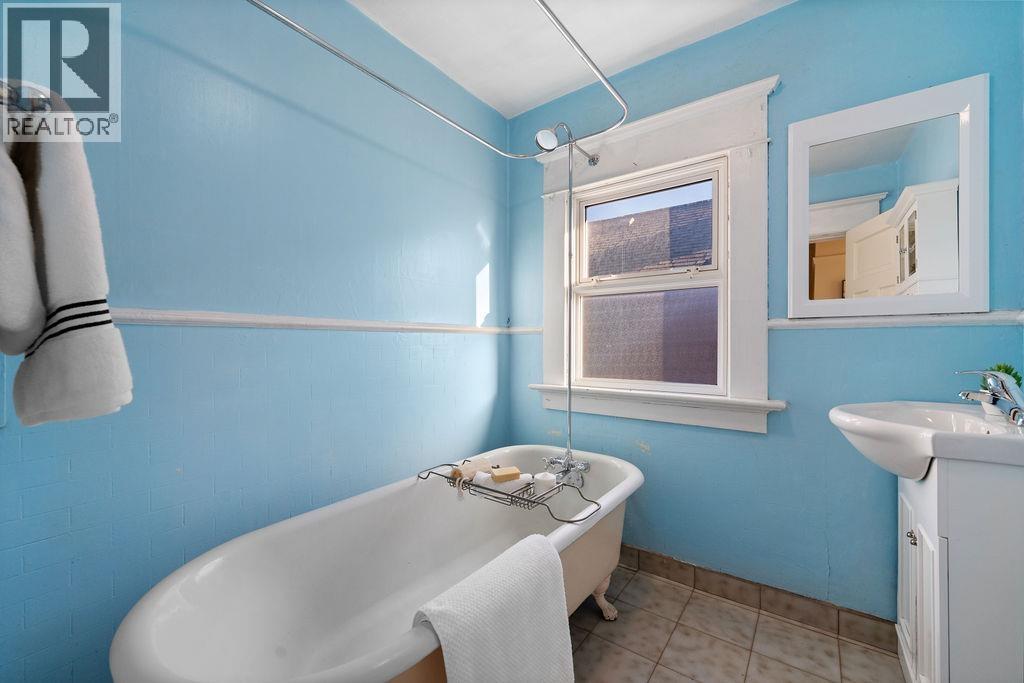 2130 Parker Street, Vancouver, British Columbia  V5L 2L7 - Photo 27 - R3071699