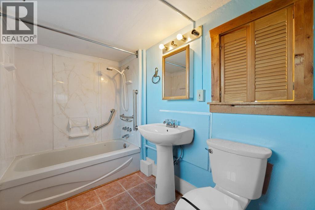 2130 Parker Street, Vancouver, British Columbia  V5L 2L7 - Photo 37 - R3071699