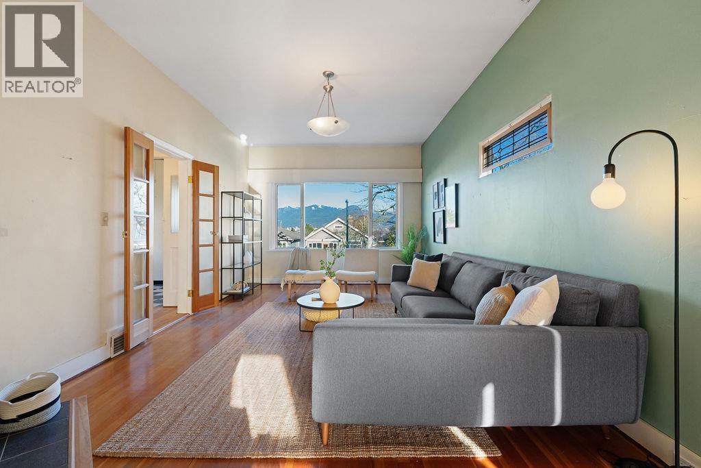 2130 Parker Street, Vancouver, British Columbia  V5L 2L7 - Photo 8 - R3071699