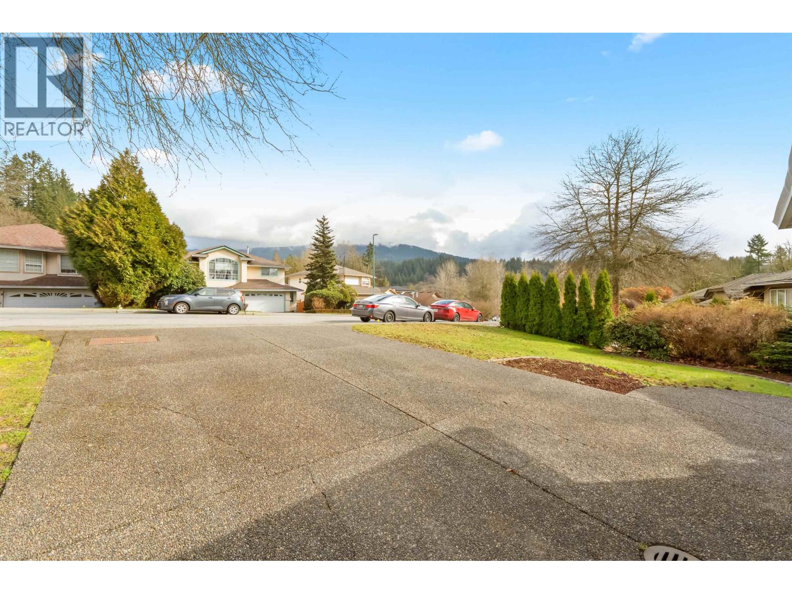 3302 Robson Drive, Coquitlam, British Columbia  V3E 2X8 - Photo 28 - R3071700