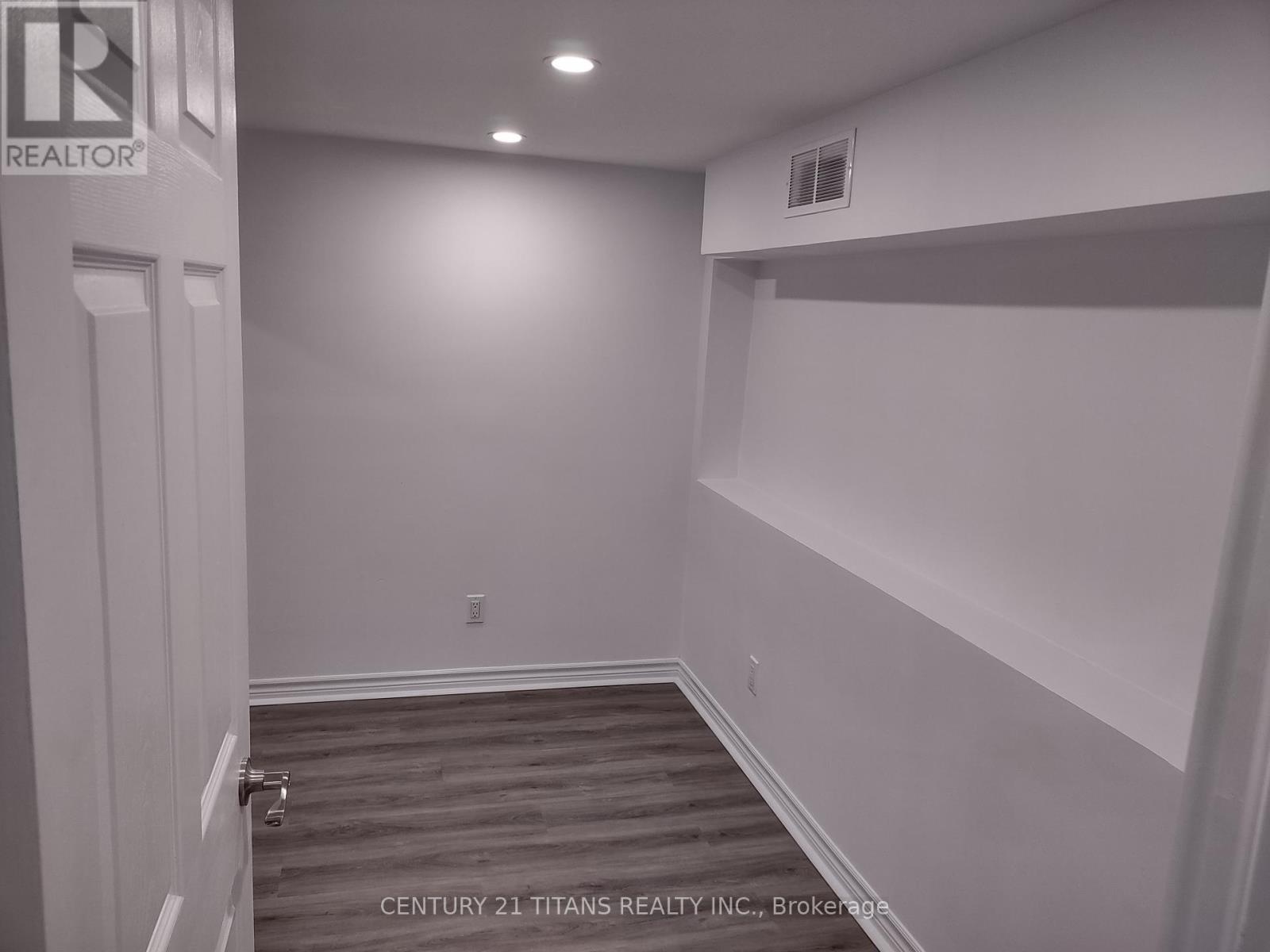 Lower - 55 Bishop Avenue, Toronto, Ontario  M2M 1Z5 - Photo 4 - C12596106