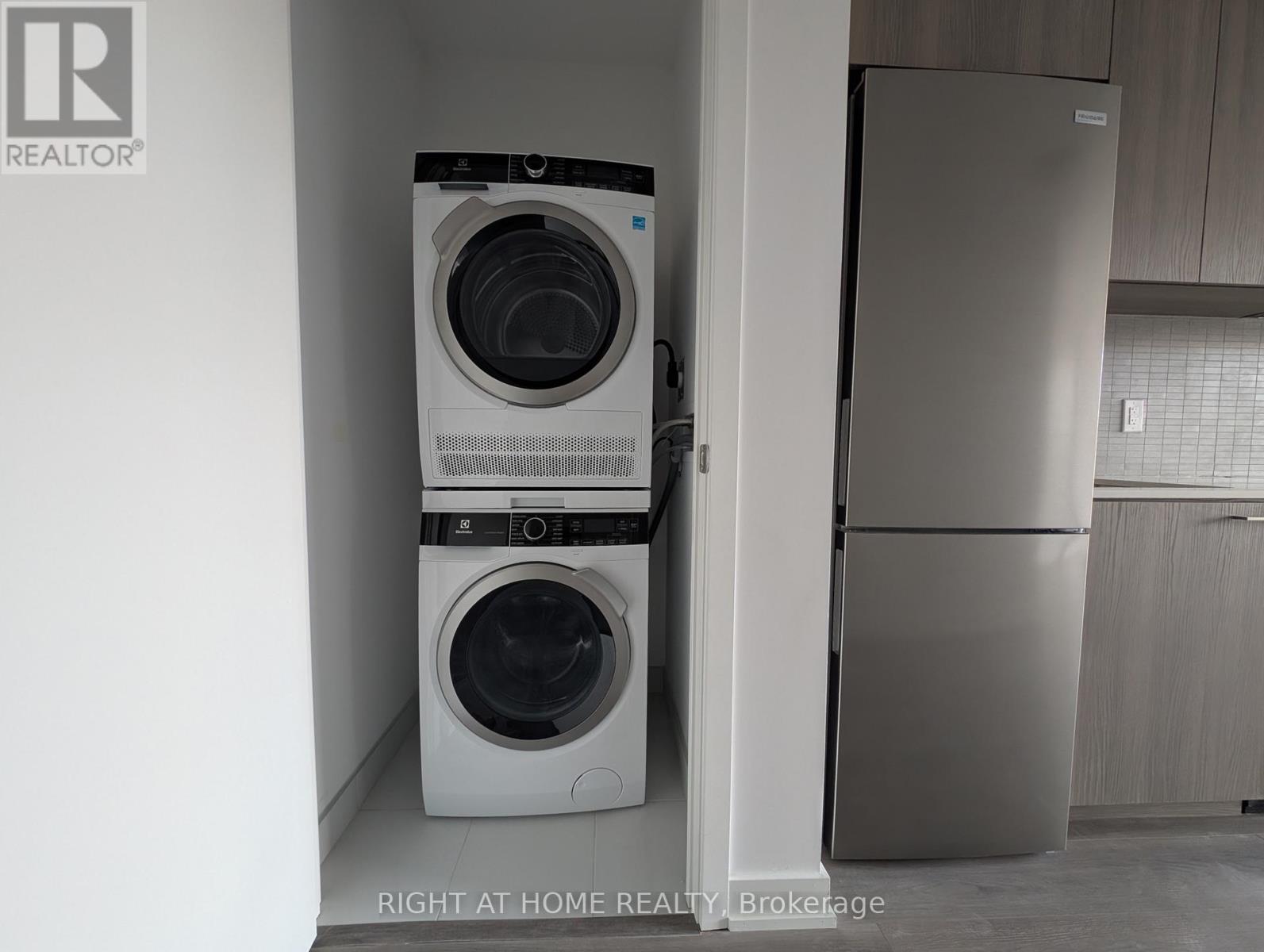 203a - 7439 Kingston Road, Toronto, Ontario  M1B 5S3 - Photo 12 - E12596098