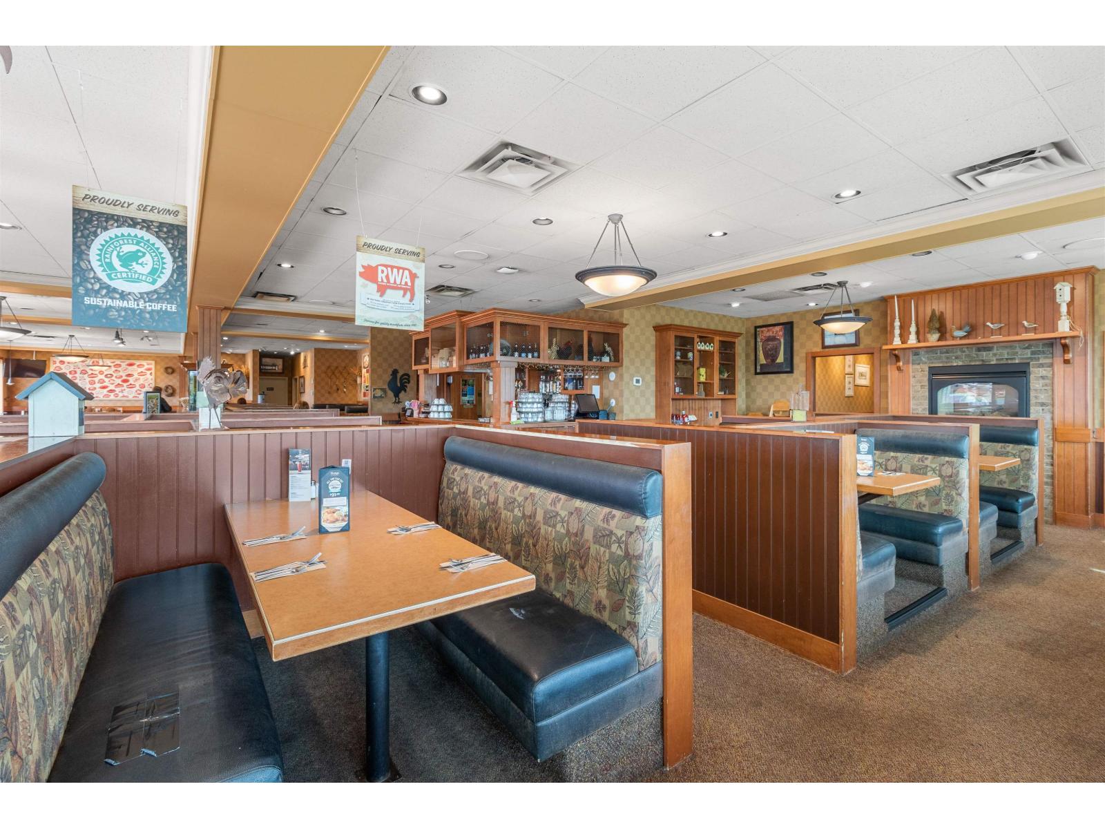 32081 Lougheed Highway, Mission, British Columbia  V2V 7P8 - Photo 3 - C8074159