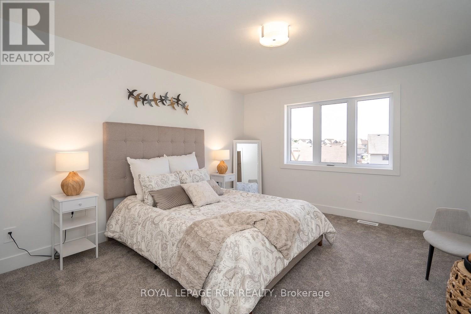 12 - 690 Broadway Avenue, Orangeville, Ontario L9W 7T7 - Photo 11 - W12596122