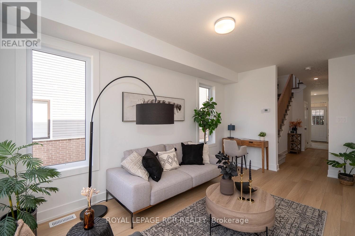 12 - 690 Broadway Avenue, Orangeville, Ontario L9W 7T7 - Photo 5 - W12596122