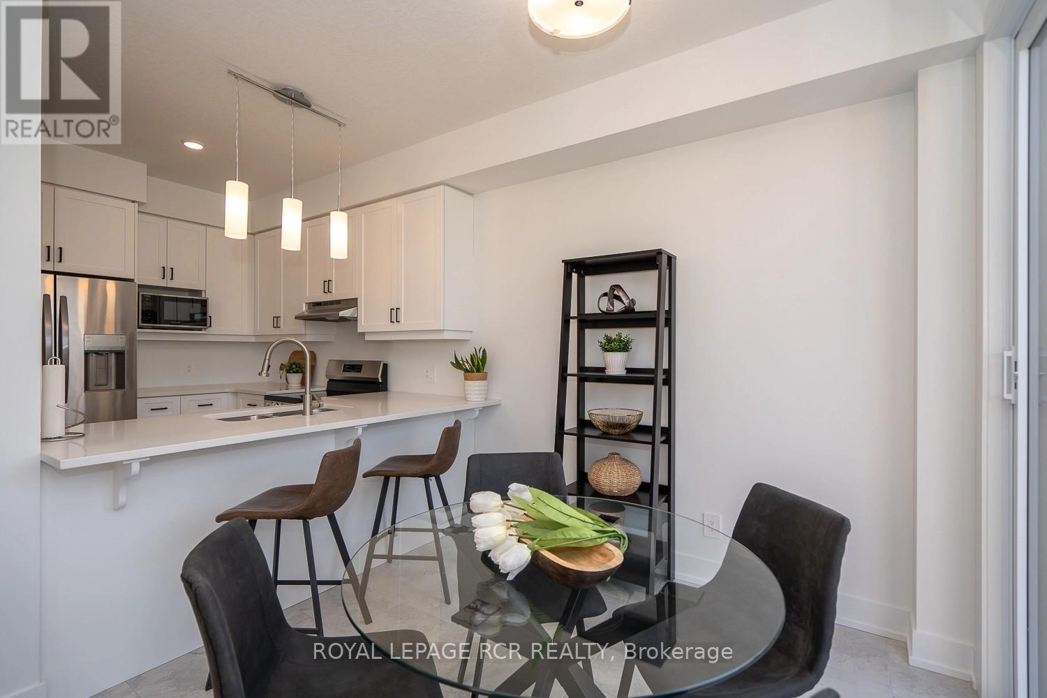 12 - 690 Broadway Avenue, Orangeville, Ontario L9W 7T7 - Photo 6 - W12596122