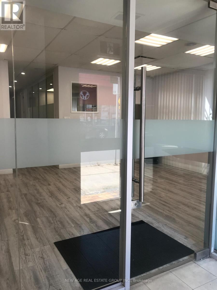 279 Kenilworth Avenue N, Hamilton, Ontario L8H 2W1 - Photo 6 - X12596102